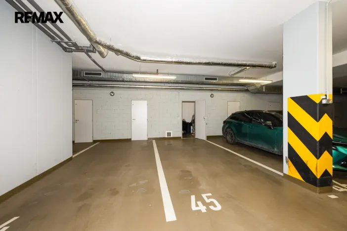 Pronájem bytu 3+kk, Praha - Libeň, Voctářova, 82 m2