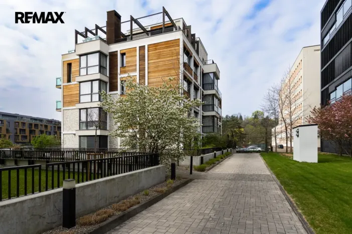 Pronájem bytu 3+kk, Praha - Libeň, Voctářova, 82 m2