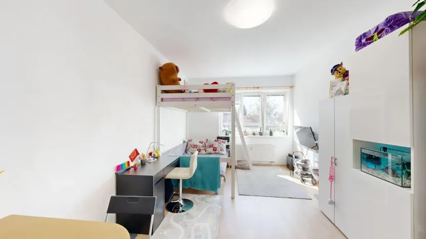 Prodej bytu 1+kk, Šestajovice, Komenského, 32 m2