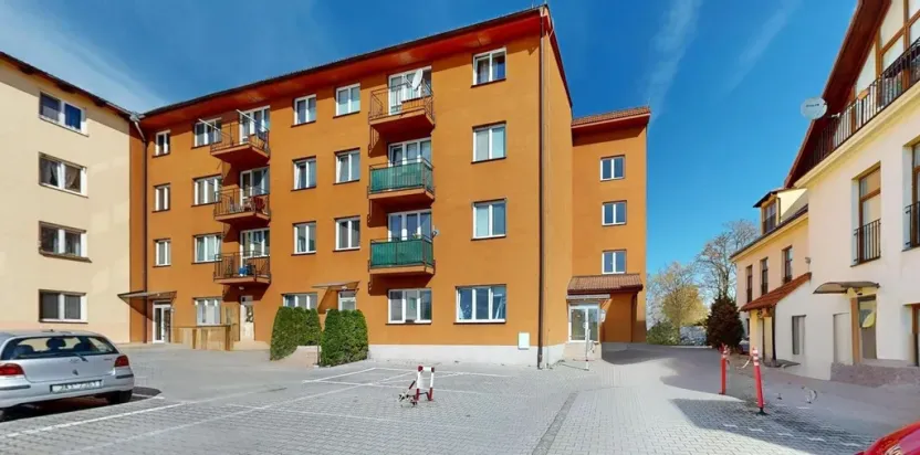 Prodej bytu 1+kk, Šestajovice, Komenského, 32 m2