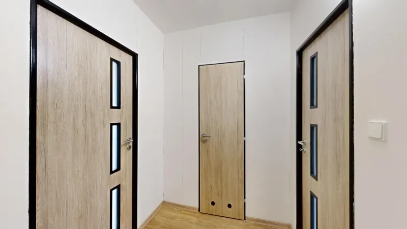 Prodej bytu 3+1, Králův Dvůr, Nad Stadionem, 76 m2