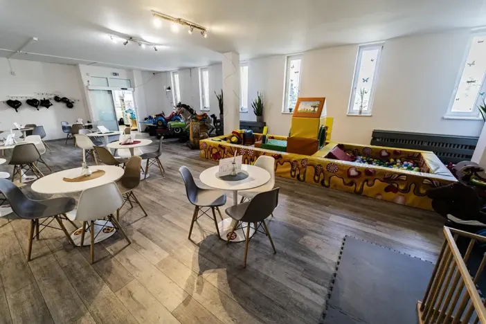 Prodej komerční nemovitosti, Mladá Boleslav, U stadionu, 986 m2