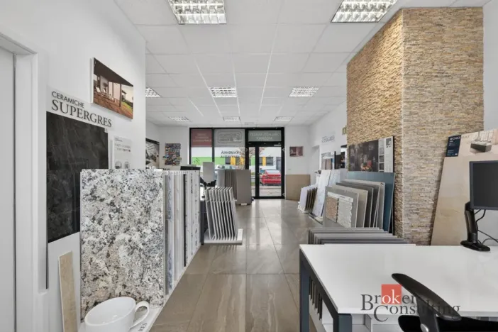 Prodej obchodního prostoru, Plzeň - Černice, Vltavínová, 66 m2