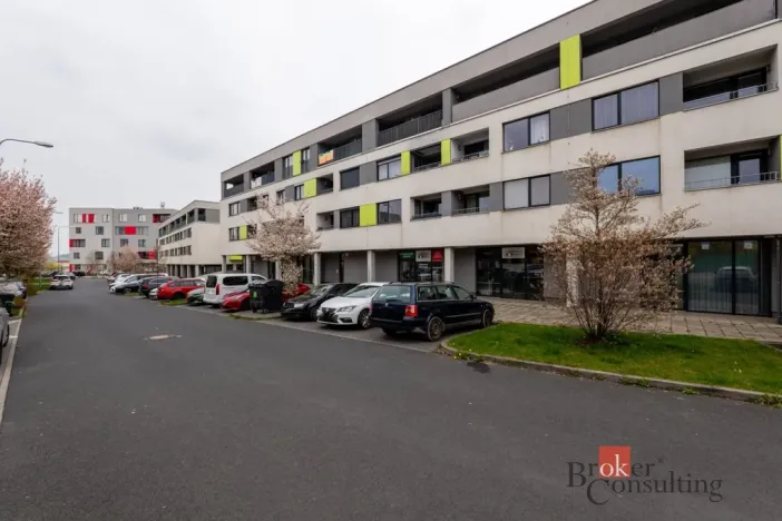 Prodej obchodního prostoru, Plzeň - Černice, Vltavínová, 66 m2