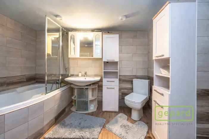 Prodej vícegeneračního domu, Středokluky, V Chaloupkách, 151 m2