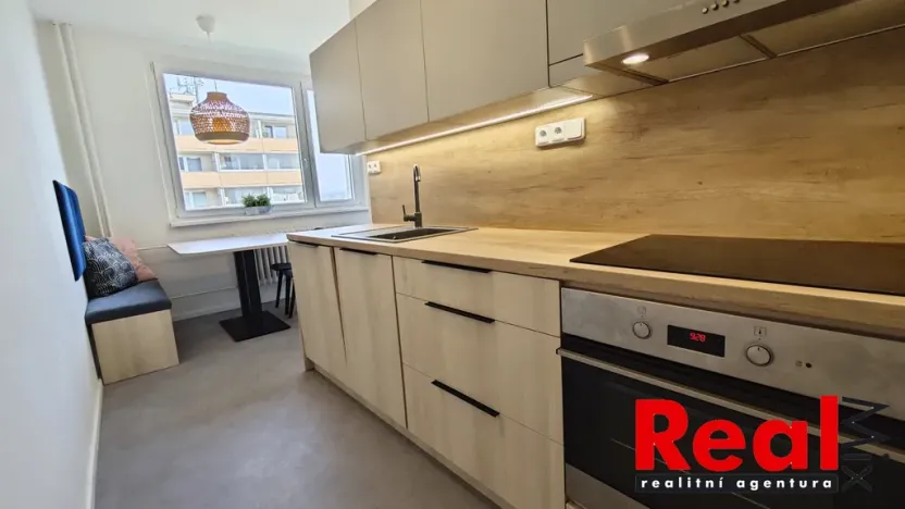 Pronájem bytu 2+1, Brno - Královo Pole, Chodská, 56 m2