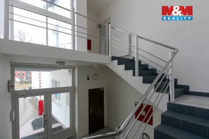 Pronájem kanceláře, Jeseník, nám. Svobody, 63 m2