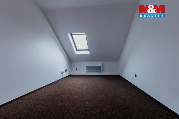 Pronájem kanceláře, Jeseník, nám. Svobody, 40 m2