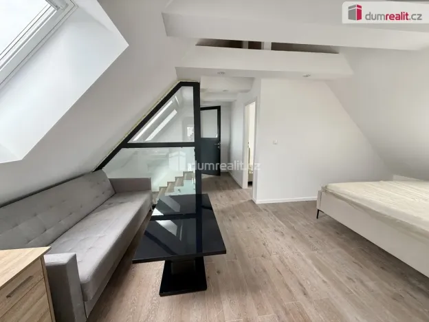 Pronájem bytu 2+1, Velké Přílepy, Dvořákova, 52 m2