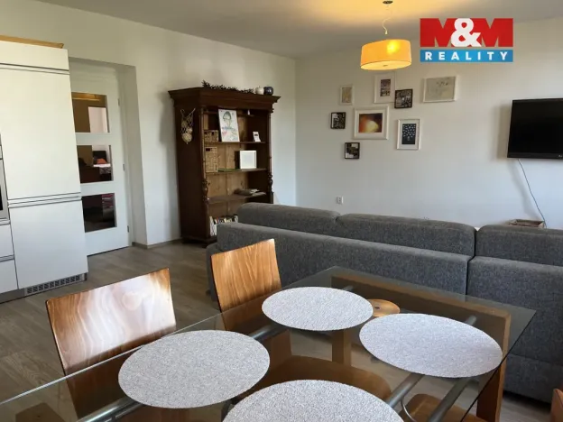 Prodej bytu 3+kk, Pardubice - Bílé Předměstí, Bubeníkova, 105 m2