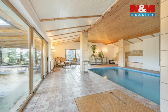 Prodej rodinného domu, Líský, 240 m2