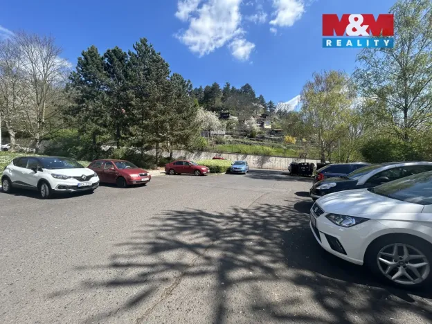 Pronájem bytu 1+kk, Ústí nad Labem - Krásné Březno, Žežická, 35 m2