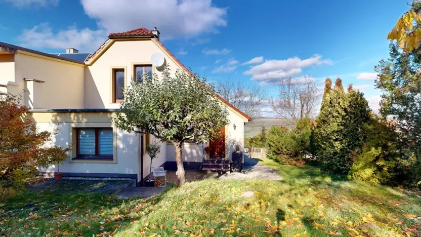 Prodej rodinného domu, Beroun - Beroun-Zdejcina, Hudlická, 145 m2