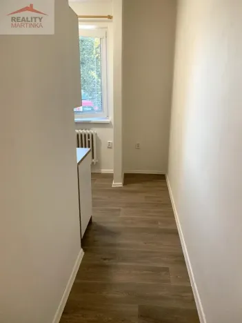 Pronájem bytu 1+1, Valašské Meziříčí - Krásno nad Bečvou, Zašovská, 37 m2