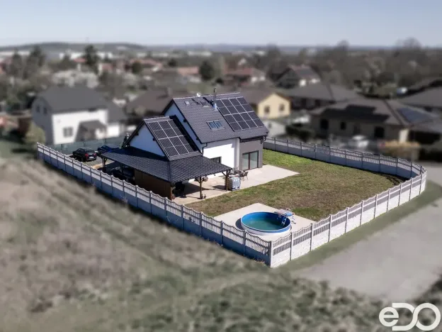 Prodej rodinného domu, Kozomín, 135 m2