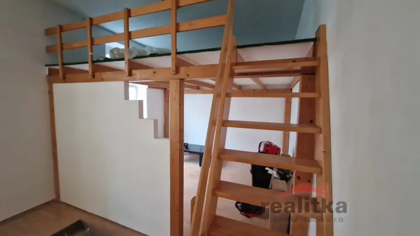 Pronájem bytu 1+kk, Opava - Předměstí, Olomoucká, 37 m2