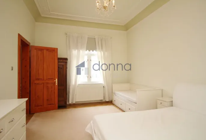 Pronájem bytu 2+1, Praha, Dušní, 80 m2