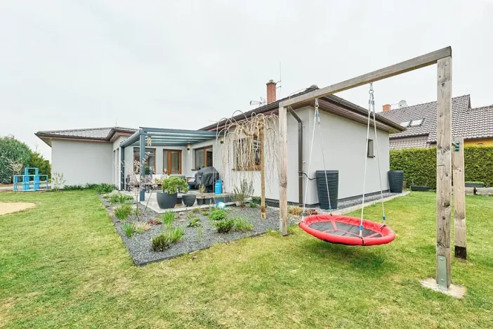 Prodej rodinného domu, Svémyslice, Sluncová, 155 m2