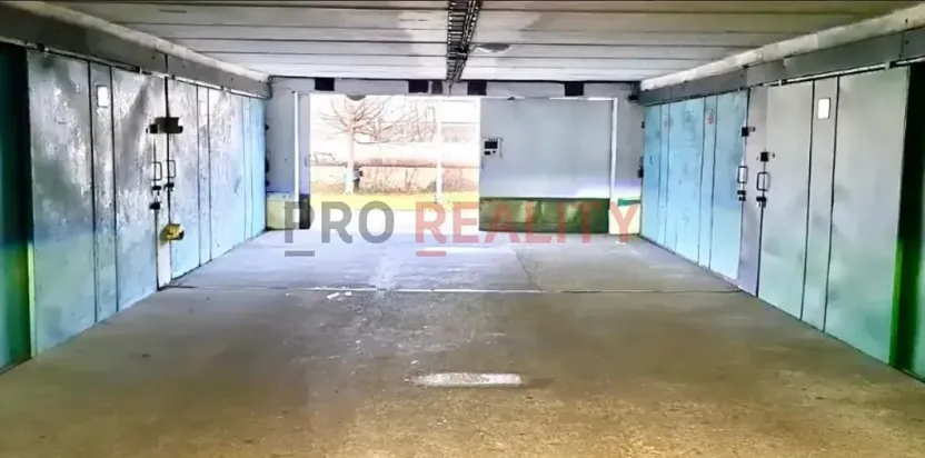 Pronájem garáže, Ostrava, Pavlovova, 30 m2