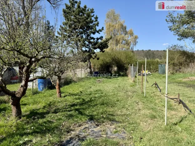 Prodej chaty, Veltrusy, V Cihelnách, 583 m2