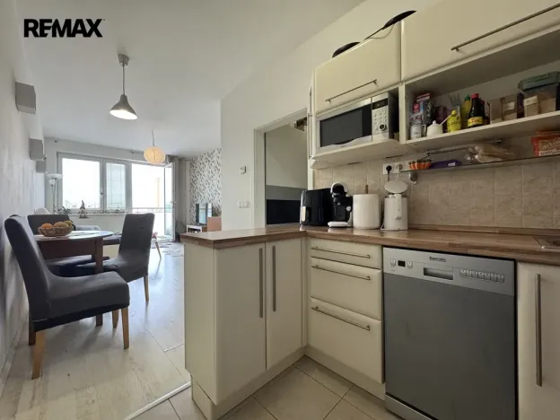 Prodej bytu 2+kk, Olomouc - Nové Sady, Družební, 50 m2