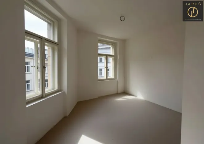 Pronájem bytu 2+kk, Praha - Žižkov, Seifertova, 56 m2