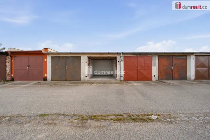 Prodej garáže, Břeclav, Čs. armády, 18 m2