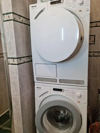 Pronájem bytu 3+kk, Hradec Králové - Nový Hradec Králové, Rybova, 68 m2