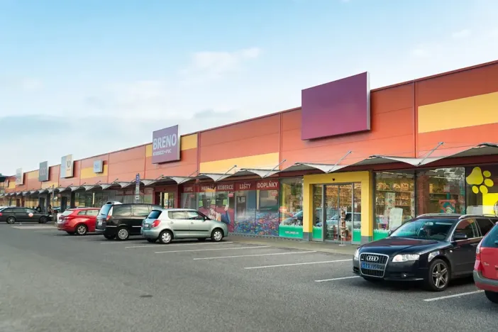 Pronájem obchodního prostoru, Česká Lípa, Děčínská, 268 m2