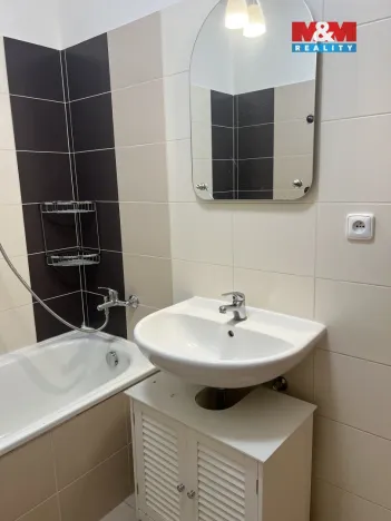 Pronájem bytu 2+kk, Olomouc, Peškova, 40 m2