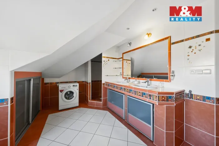 Prodej rodinného domu, Rajhrad, Dobrovského, 206 m2