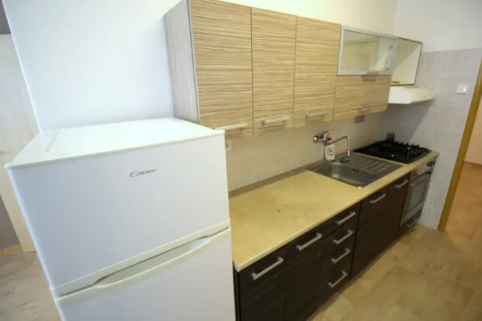 Pronájem bytu 2+1, Zlín, Hluboká, 58 m2