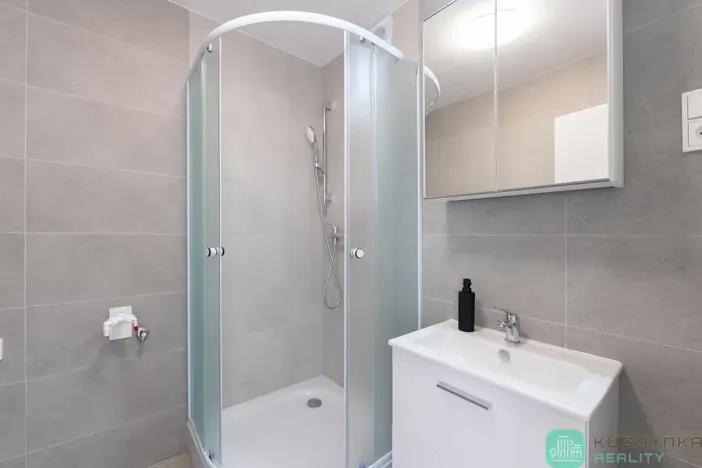 Prodej bytu 2+1, Osek, Hrdlovská, 53 m2