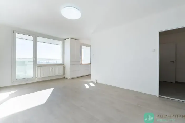 Prodej bytu 2+1, Osek, Hrdlovská, 53 m2