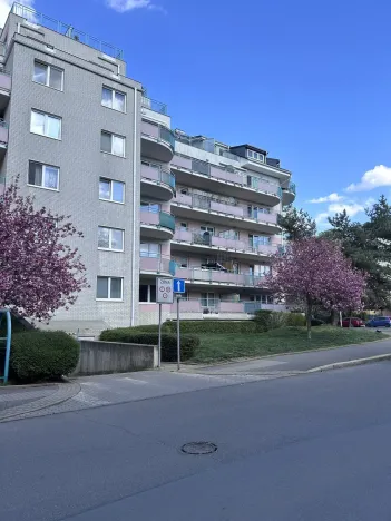 Pronájem bytu 3+kk, Praha - Strašnice, Gutova, 68 m2