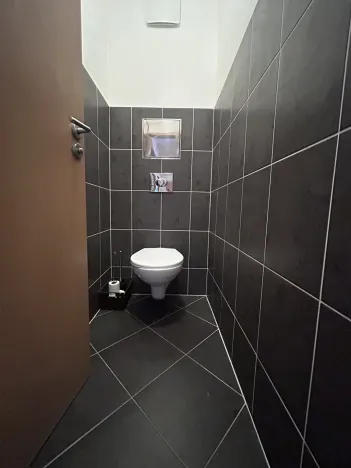 Pronájem bytu 3+kk, Praha - Strašnice, Gutova, 68 m2