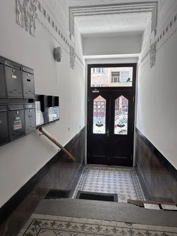 Pronájem bytu 2+1, Praha - Žižkov, Ondříčkova, 65 m2