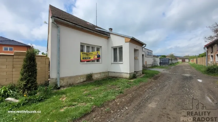 Prodej rodinného domu, Cholina, 110 m2