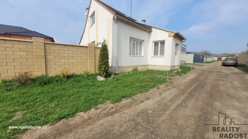 Prodej rodinného domu, Cholina, 110 m2
