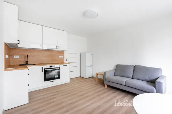 Pronájem bytu 2+kk, Praha - Nusle, Kotorská, 34 m2