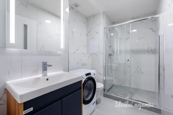 Pronájem bytu 2+kk, Praha - Nusle, Kotorská, 34 m2