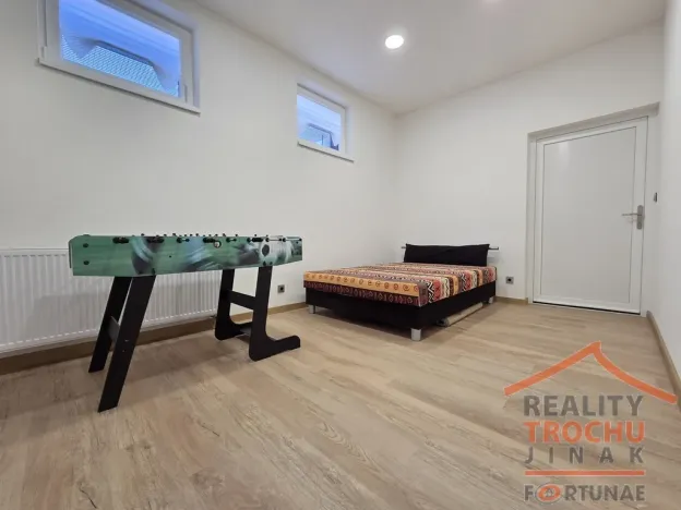 Prodej apartmánu, Trutnov, Polská, 715 m2