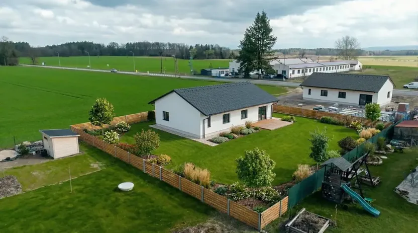 Prodej rodinného domu, Horní Jelení, Bezová, 104 m2