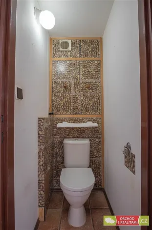 Pronájem bytu 1+kk, Praha, Bachova, 35 m2