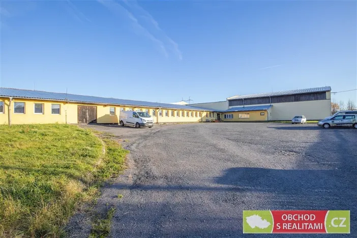 Pronájem komerční, Morašice, 200 m2