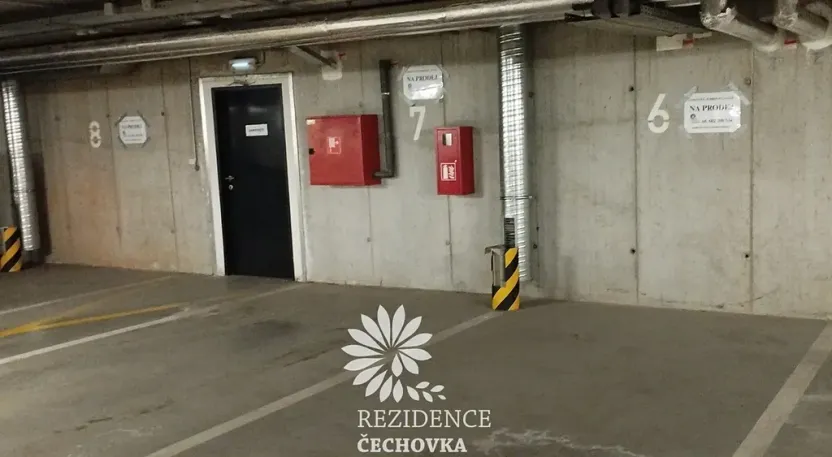 Prodej garážového stání, Havlíčkův Brod, Stromovka, 13 m2