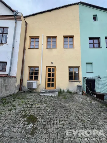 Pronájem obchodního prostoru, Hranice - Hranice I-Město, Radniční, 299 m2