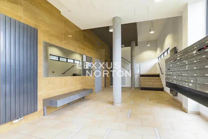 Pronájem bytu 2+kk, Praha - Vysočany, Pod Harfou, 46 m2