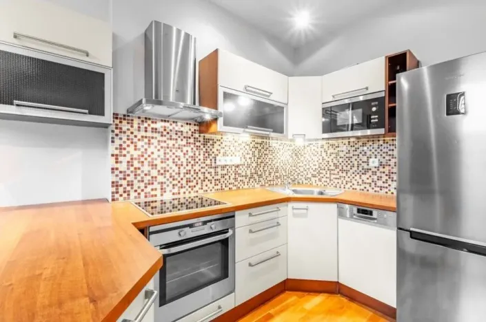 Pronájem bytu 2+kk, Praha - Vinohrady, Korunní, 48 m2