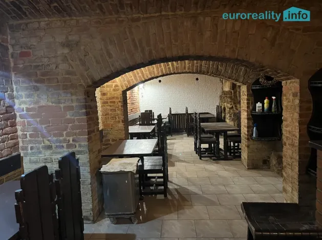 Pronájem restaurace, Mariánské Lázně, Hlavní třída, 144 m2